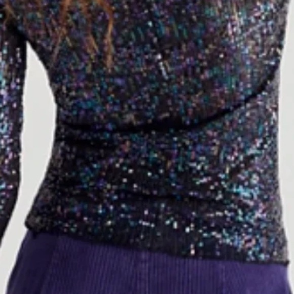 FREE PEOPLE GOLD RUSH IRRIDESCENT BLACK SEQUIN TOP SMALL - Picture 5 of 6